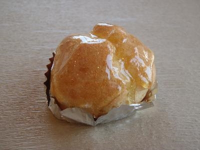 アメがけシュークリーム